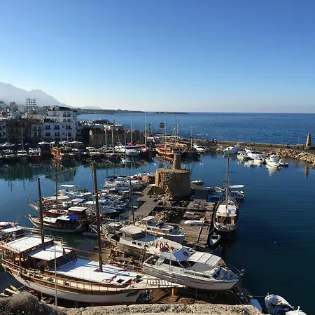 Bella Mare Luxury Lägenhet