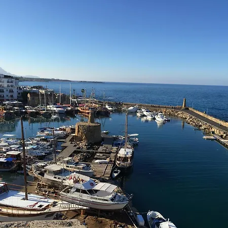 Bella Mare Luxury Lägenhet *