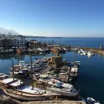 Bella Mare Luxury شقة
